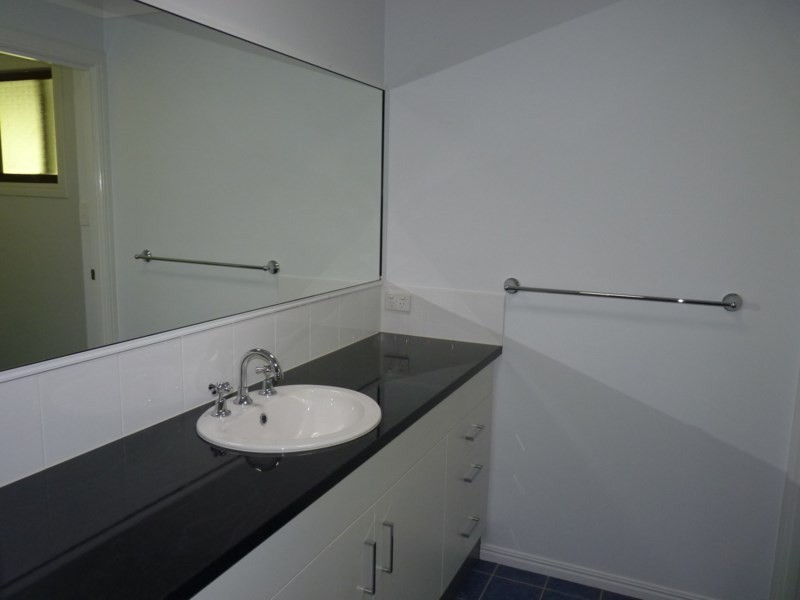 281-283 ALFRED Street, St George QLD 4487