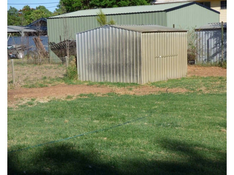 1 ALFRED Street, St George QLD 4487