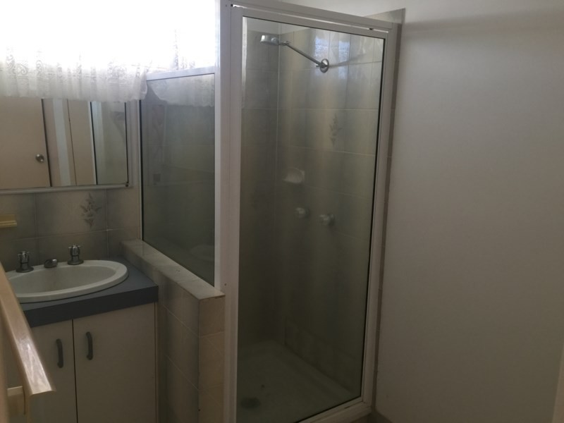 Unit 5, 11-13 Alfred Street, St George QLD 4487