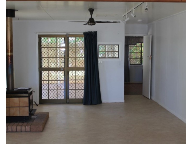 19 Balonne Street, St George QLD 4487