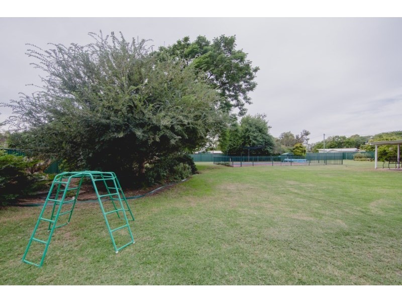 17 Kilroy Street, St George QLD 4487