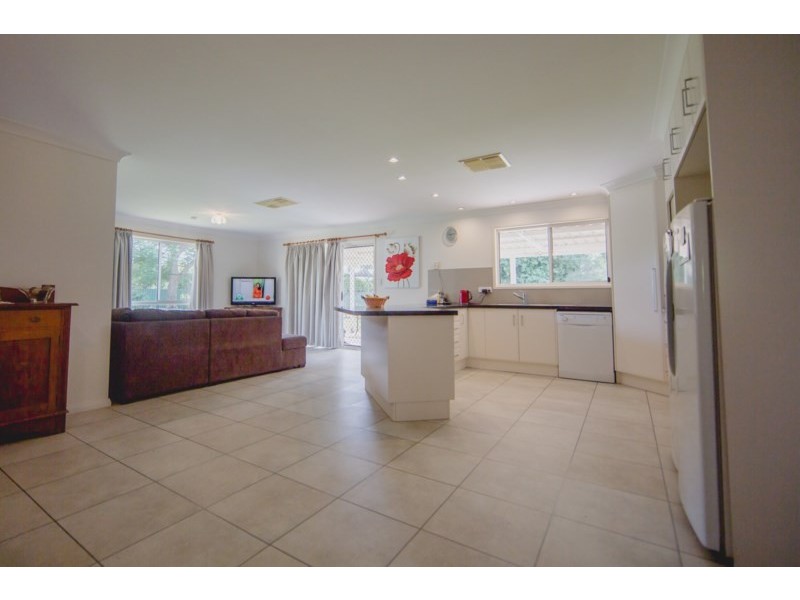 17 Kilroy Street, St George QLD 4487