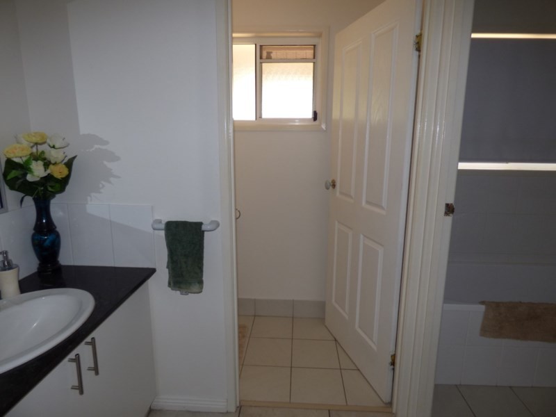 17 Kilroy Street, St George QLD 4487