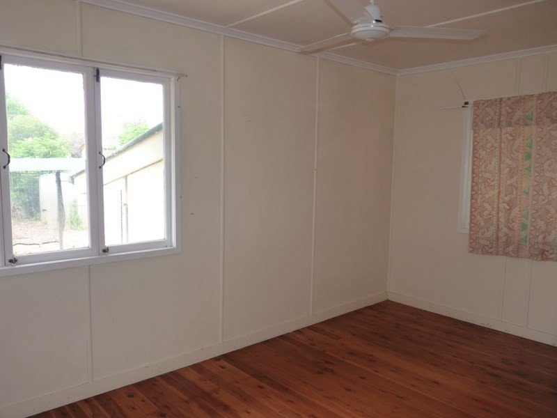 15 Margaret Street, St George QLD 4487