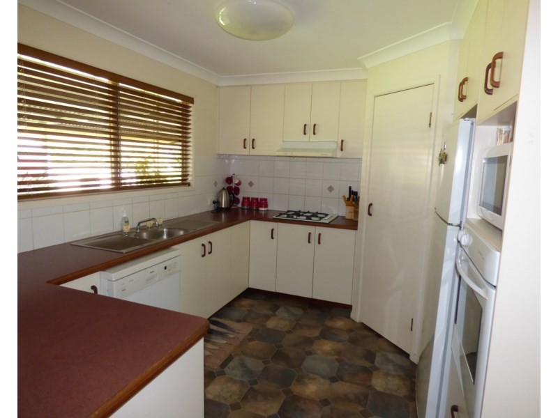 15 Taylor Street, St George QLD 4487