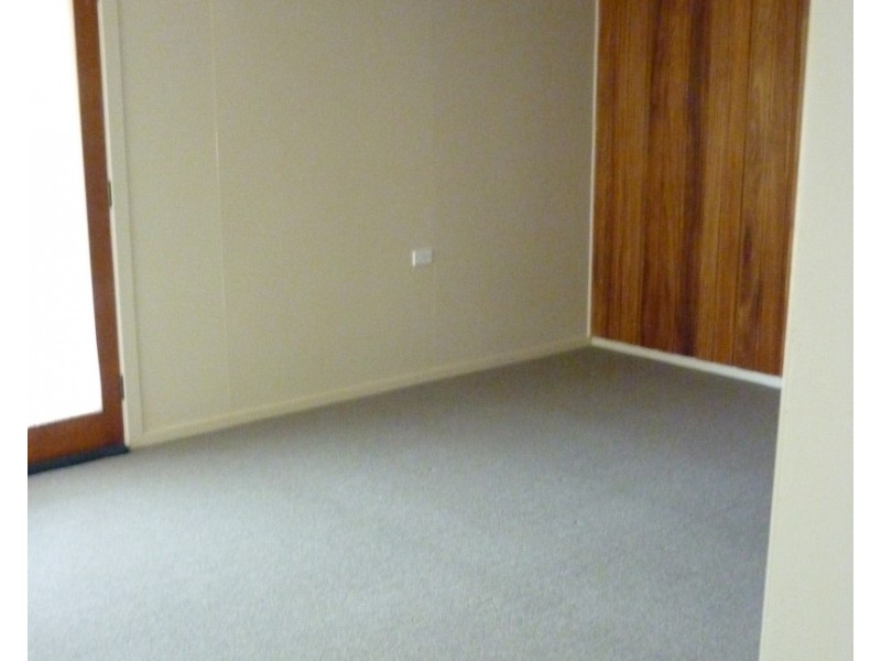 18 Andrew Street, St George QLD 4487