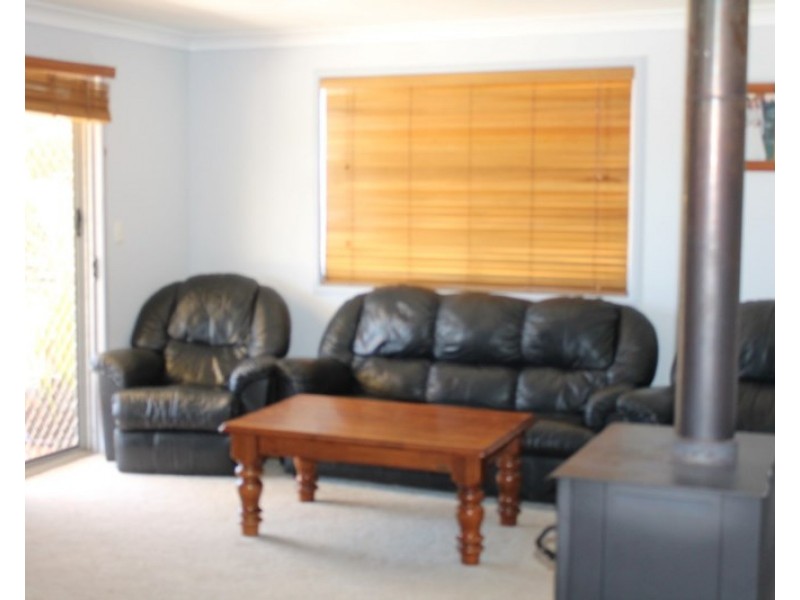 14 Elizabeth Street, St George QLD 4487