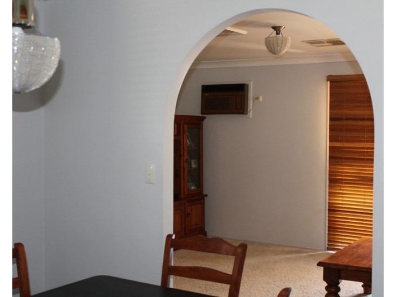 14 Elizabeth Street, St George QLD 4487