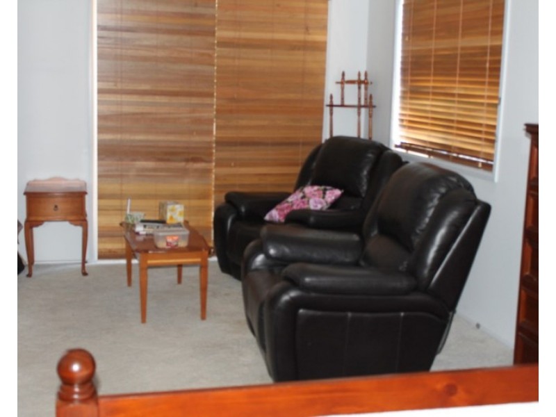 14 Elizabeth Street, St George QLD 4487