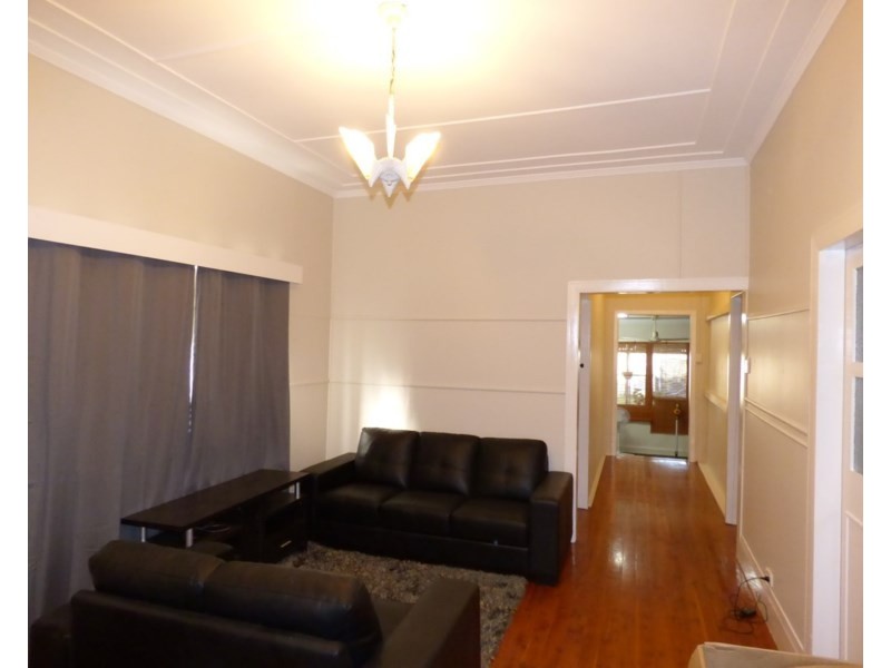 89 Grey Street, St George QLD 4487