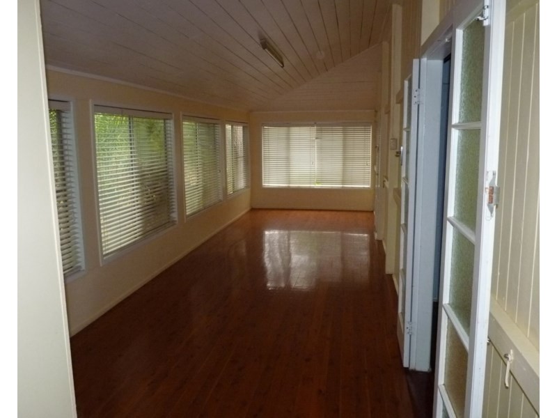 89 Grey Street, St George QLD 4487