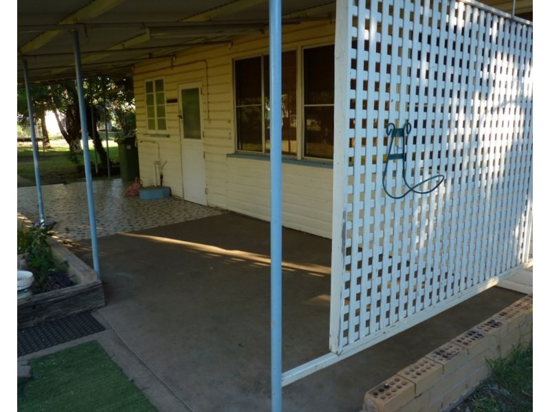 89 Grey Street, St George QLD 4487