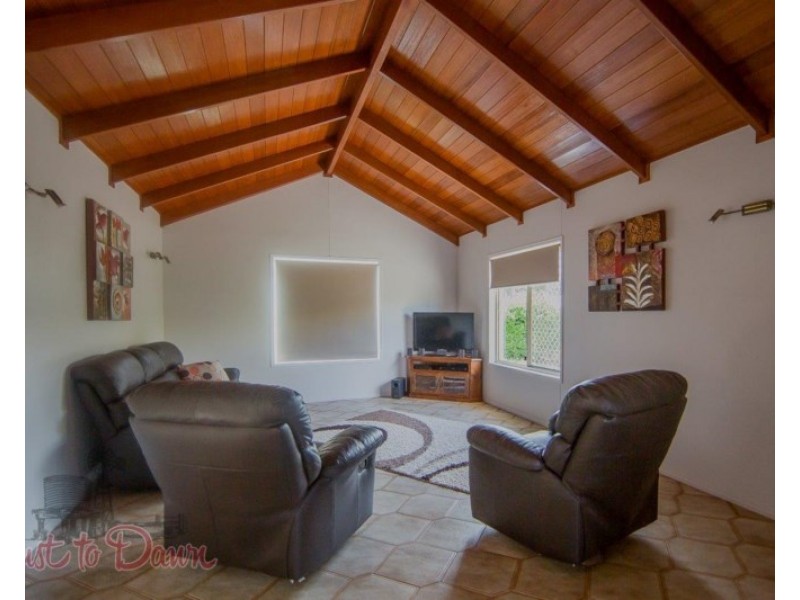 18 TAYLOR Street, St George QLD 4487