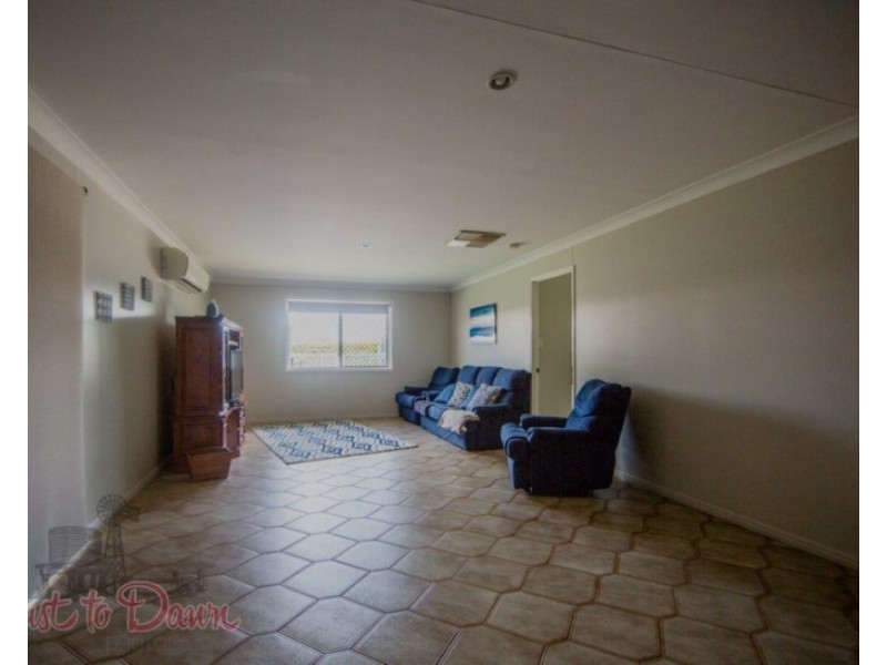 18 TAYLOR Street, St George QLD 4487