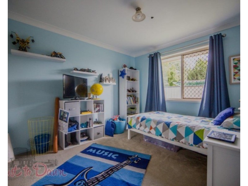 18 TAYLOR Street, St George QLD 4487