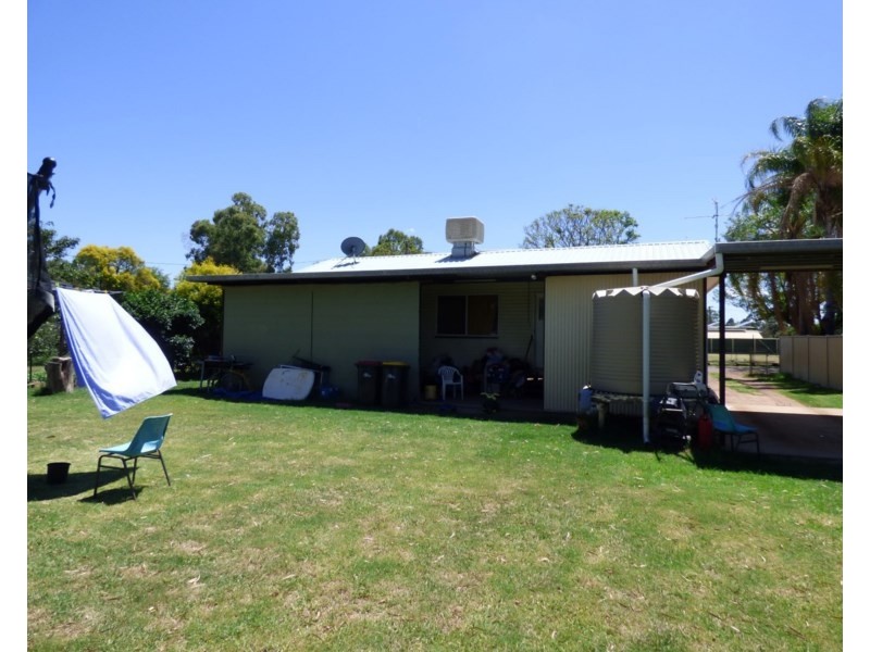 14 Carnation Avenue, St George QLD 4487