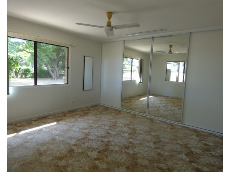 62-64 Murchison Street, St George QLD 4487