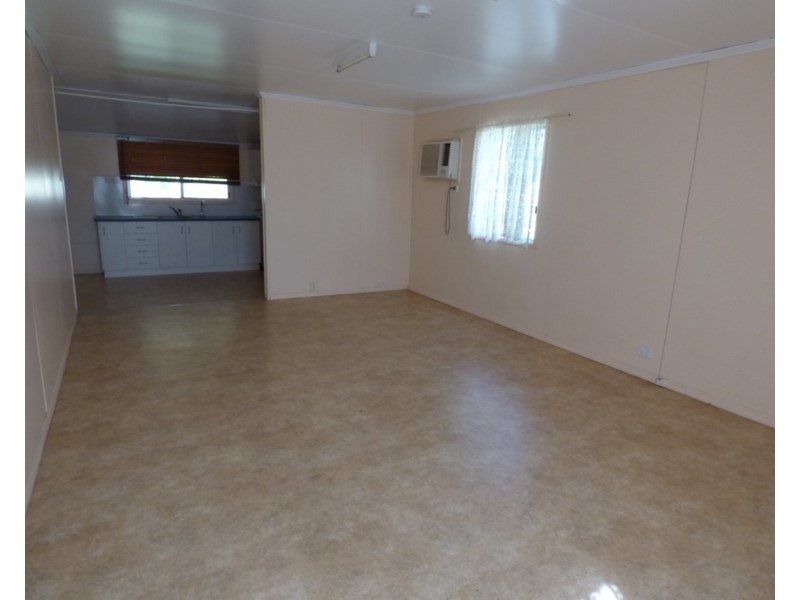 25 Kenny Lane, St George QLD 4487