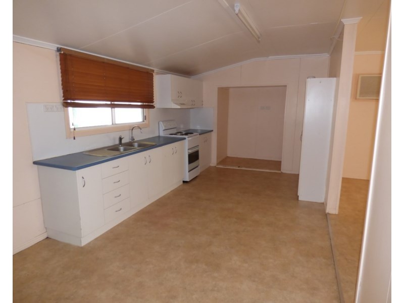 25 Kenny Lane, St George QLD 4487