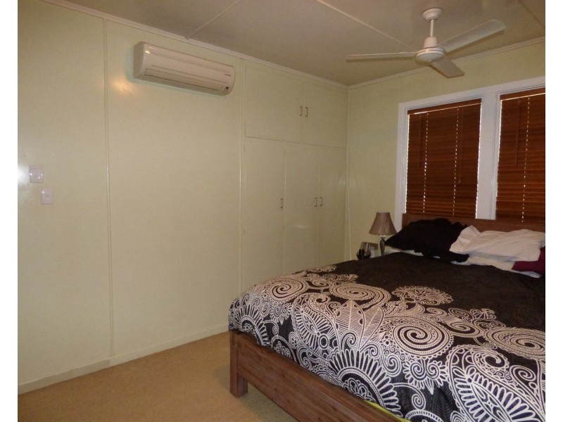 55 Grey Street, St George QLD 4487