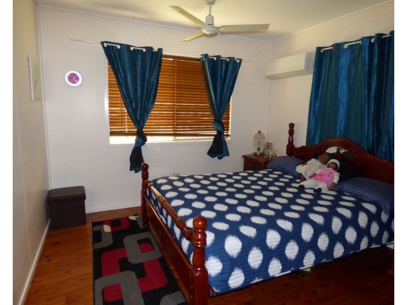 55 Grey Street, St George QLD 4487