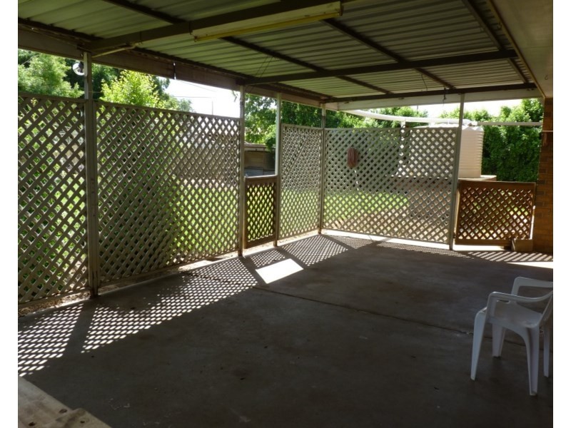 69 Arthur Street, St George QLD 4487