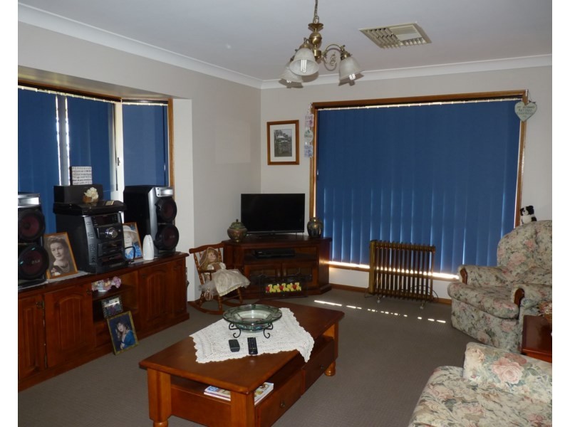 21 TAYLOR Street, St George QLD 4487