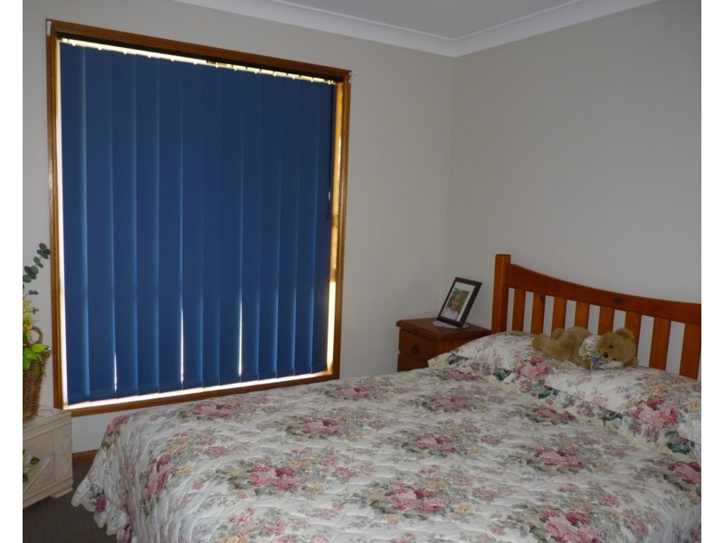 21 TAYLOR Street, St George QLD 4487