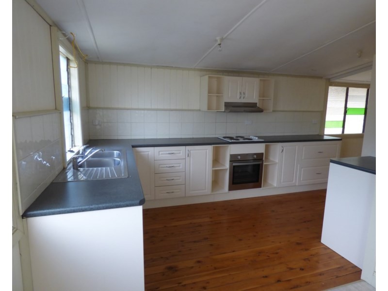 98 ALFRED Street, St George QLD 4487