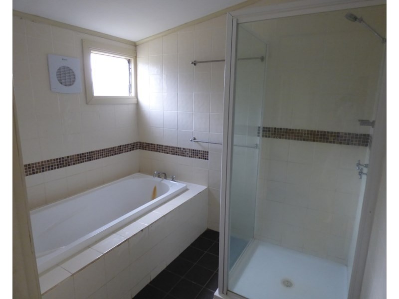 98 ALFRED Street, St George QLD 4487