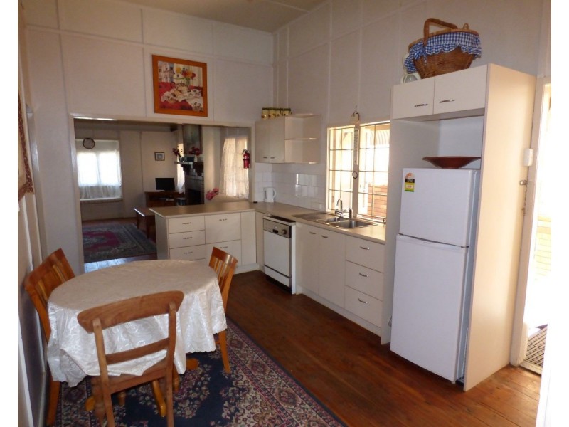 101 VICTORIA Street, St George QLD 4487