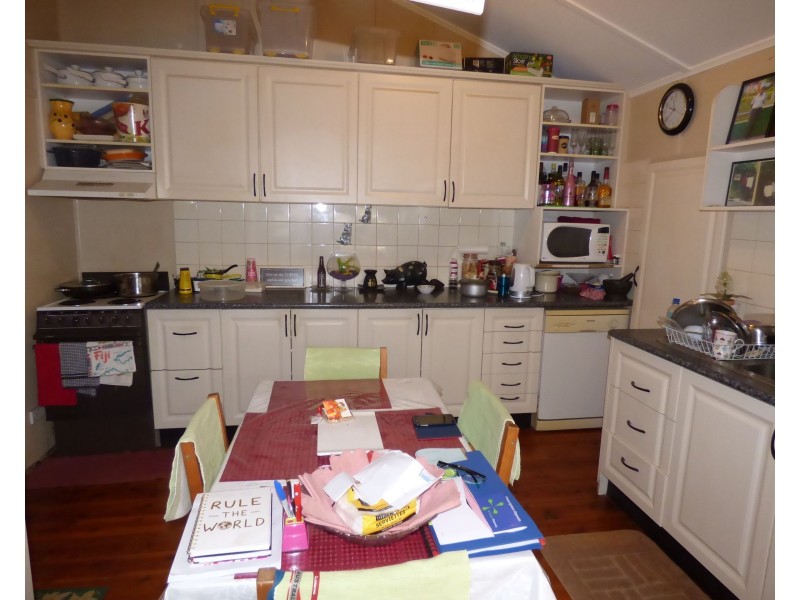 101 VICTORIA Street, St George QLD 4487