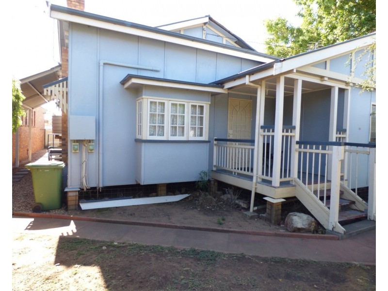 101 VICTORIA Street, St George QLD 4487