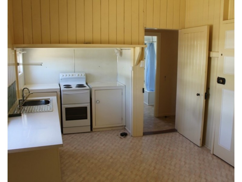 71 VICTORIA Street, St George QLD 4487