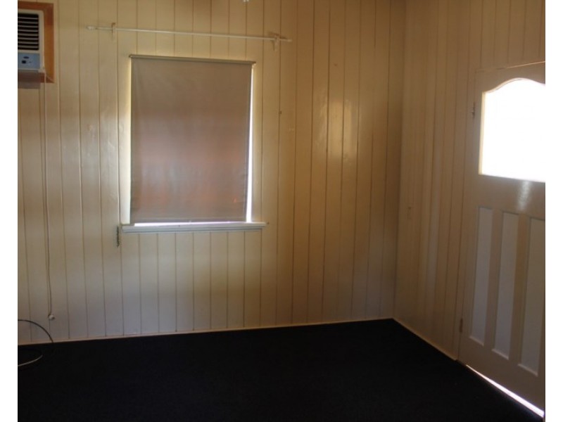 71 VICTORIA Street, St George QLD 4487