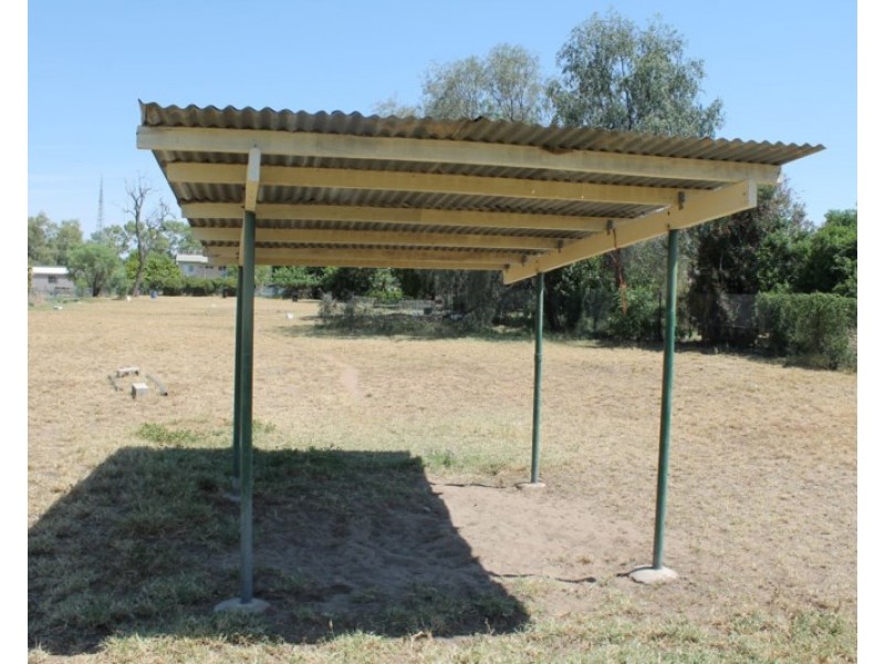 71 VICTORIA Street, St George QLD 4487