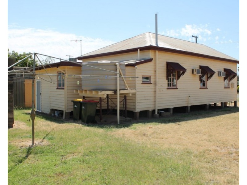 71 VICTORIA Street, St George QLD 4487