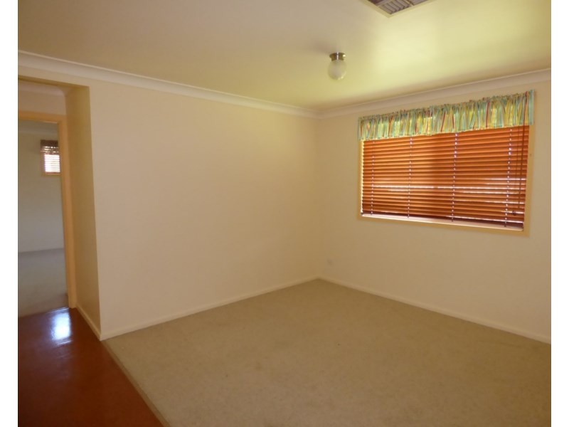 15 Wattle Drive, St George QLD 4487