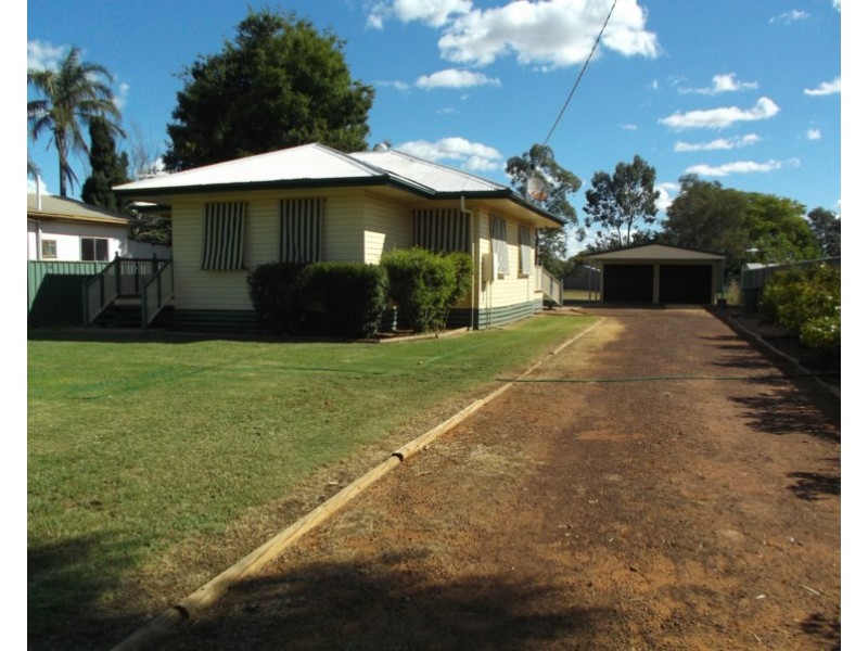 24 Andrew Street, St George QLD 4487