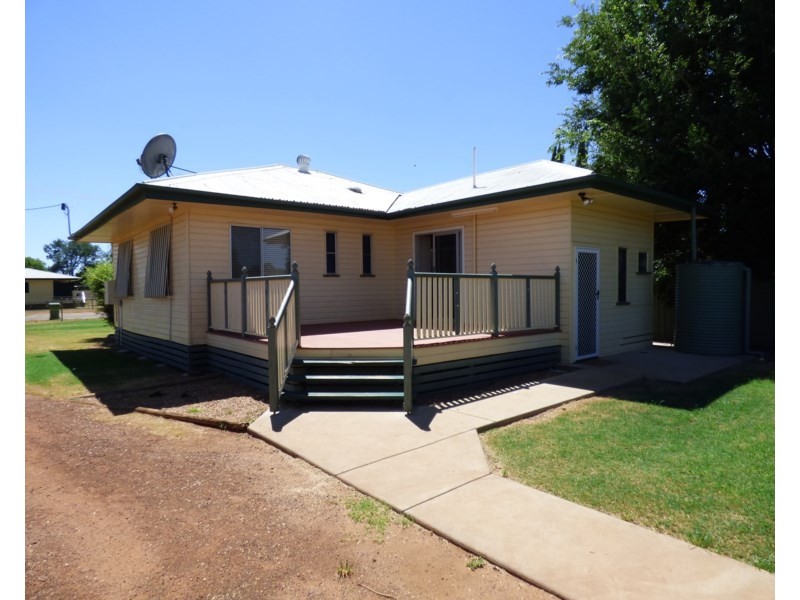 24 Andrew Street, St George QLD 4487