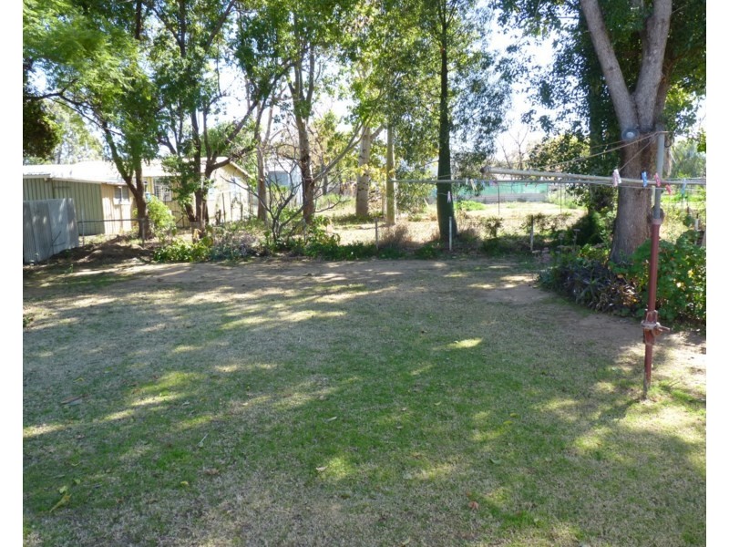 33 Alfred Street, St George QLD 4487