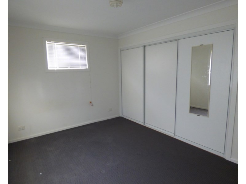 4 Elizabeth Street, St George QLD 4487
