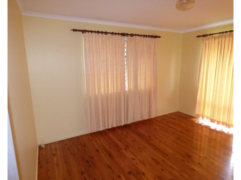 3 McDonnell Avenue, St George QLD 4487