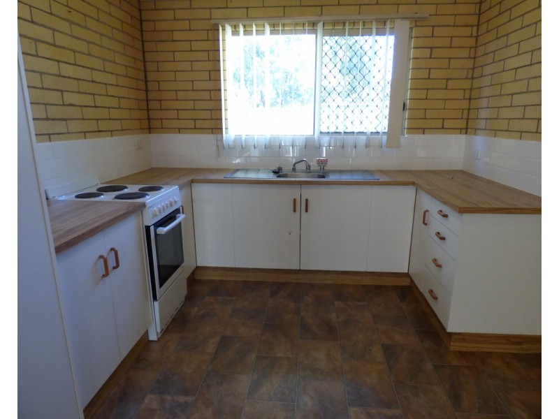 Unit 6/61 Scott Street, St George QLD 4487