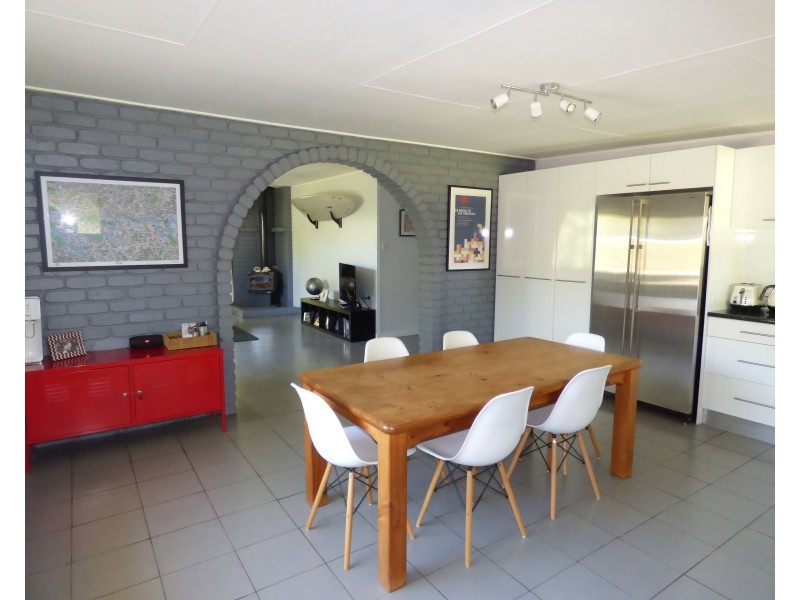 16 Victoria Street, St George QLD 4487