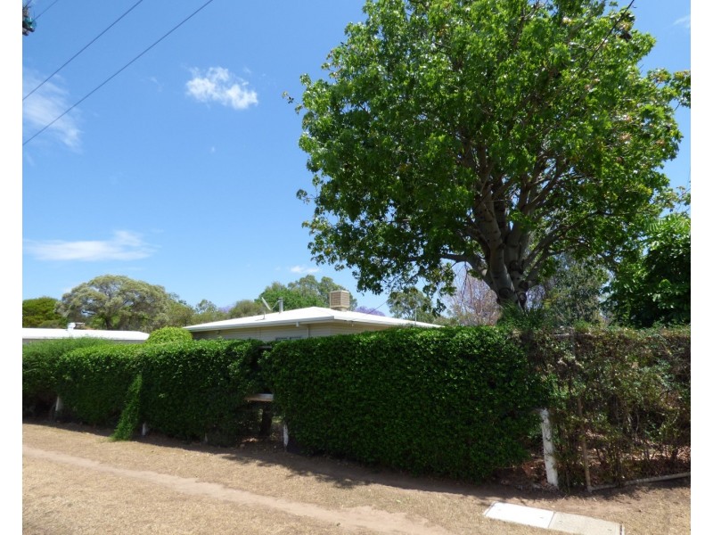 43-45 Victoria Street, St George QLD 4487