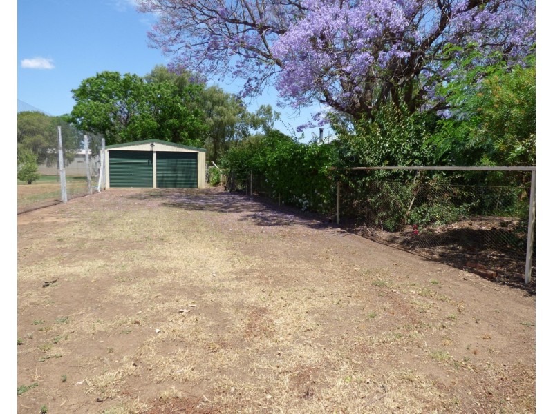 43-45 Victoria Street, St George QLD 4487