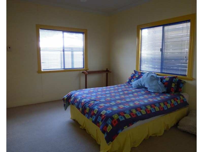 43-45 Victoria Street, St George QLD 4487