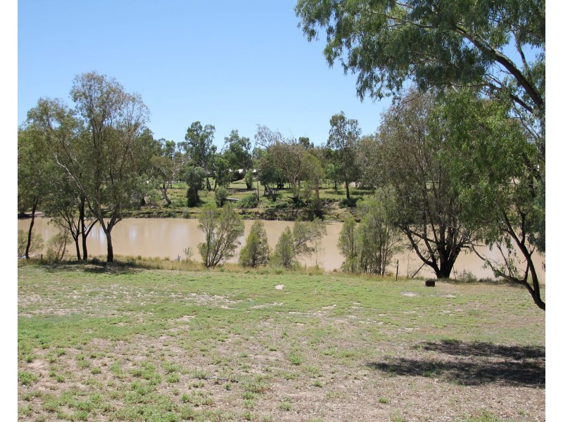 117 WHYENBAH Road, St George QLD 4487