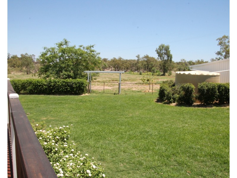 117 WHYENBAH Road, St George QLD 4487